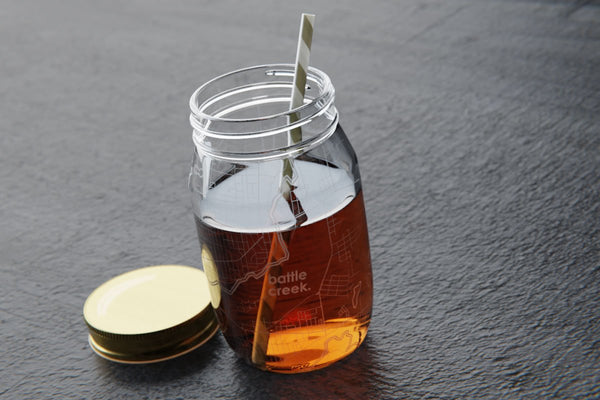 Custom mason jar with lid and straw