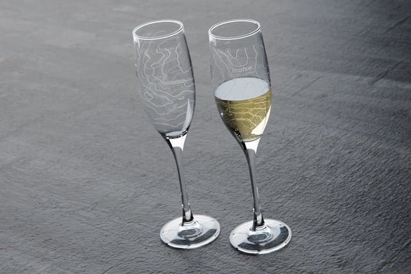 Custom etched champagne flutes
