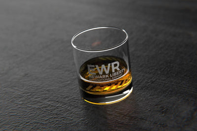 EWR Newark/New York - Airports and Runways Rocks Glass